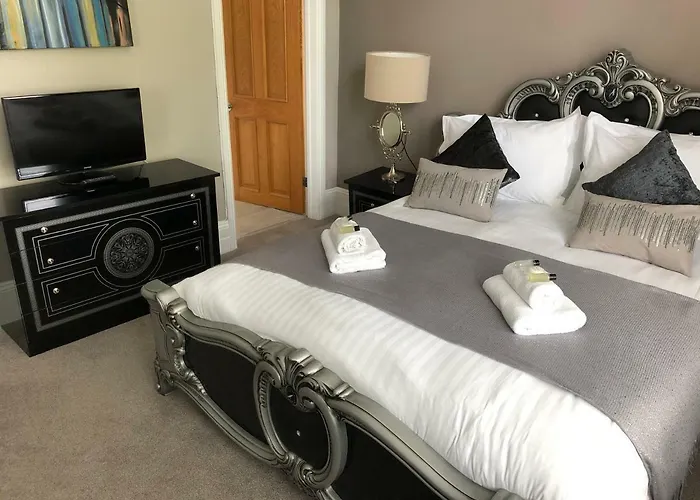 Superior Deluxe King Room